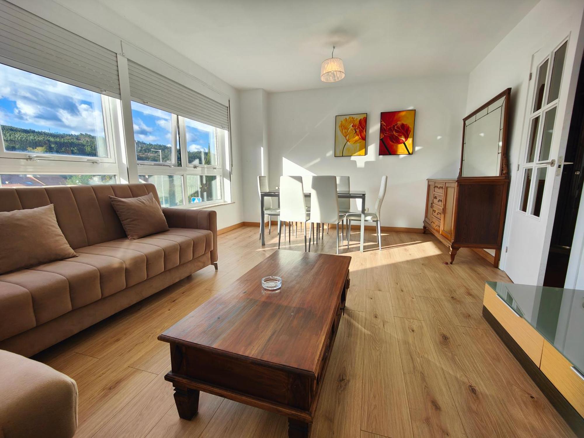 Chalet Con Wifi , Ps4 , Garaje, 5 Dormitorios, 3 Banos, Santiago De Compostela Exterior foto